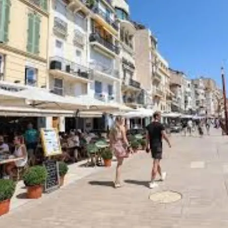 Duplex 2 Terrasse, Meynadier- Forville A2b103 Apartment *