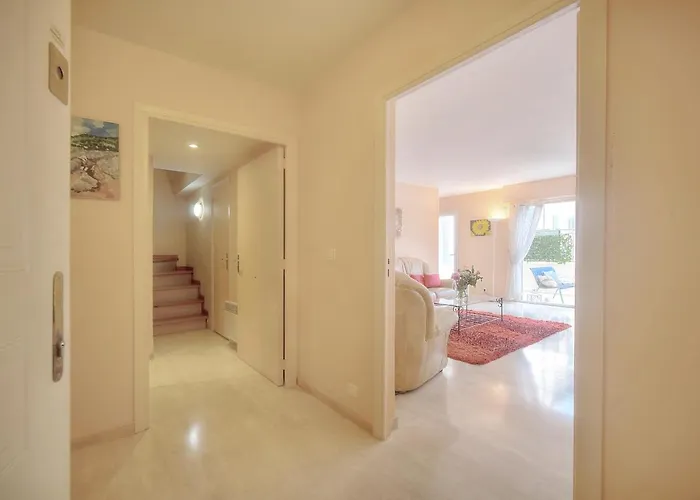Daire Duplex 2 Terrasse, Meynadier- Forville A2b103