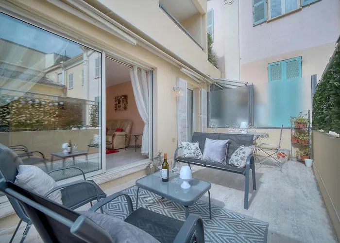 Daire Duplex 2 Terrasse, Meynadier- Forville A2b103