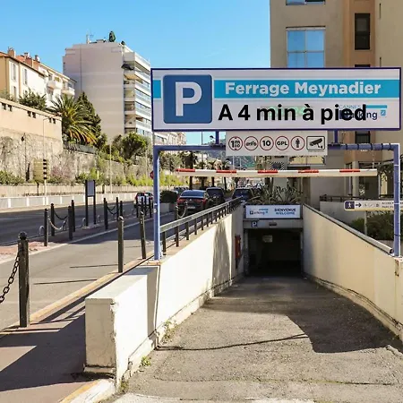 Duplex 2 Terrasse, Meynadier- Forville A2b103