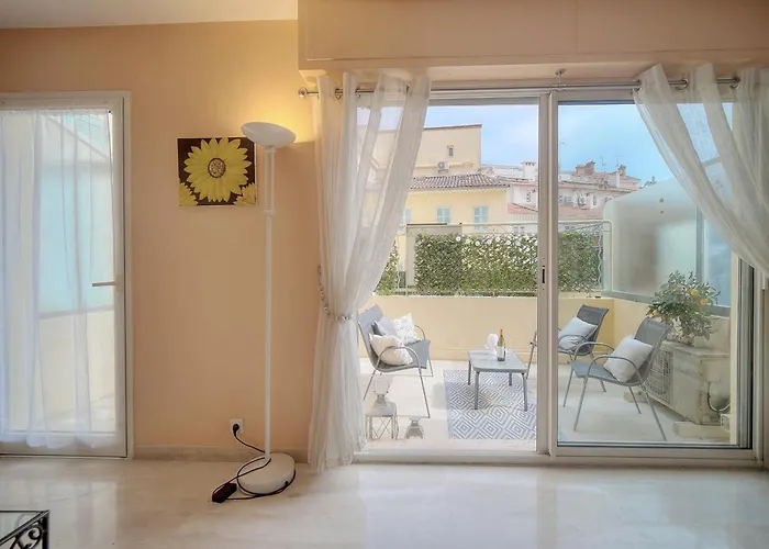 Duplex 2 Terrasse, Meynadier- Forville A2b103